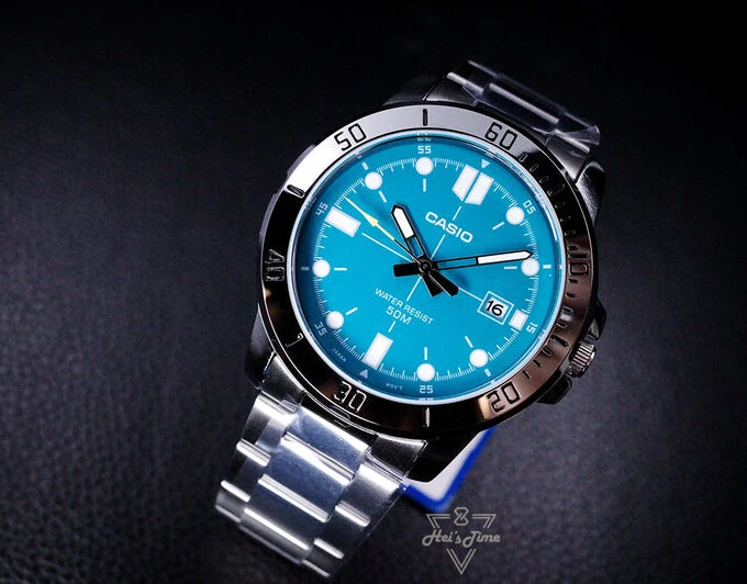 Montre Classique - CASIO - Homme - Design Élégant, Bracelet Acier, Résistante à lEau, Mouvement Quartz - Acier Inoxydable - Bleu - Référence MTP-VD01D-3E2VUDF