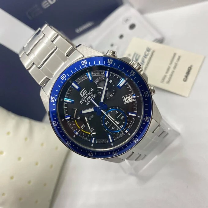 Montre Casio EFV-540D-1A2VUDF - Homme - Chronographe, Design Classique, Bracelet Acier Inoxydable - Argenté/Blue - Référence EFV-540D-1A2VUDF