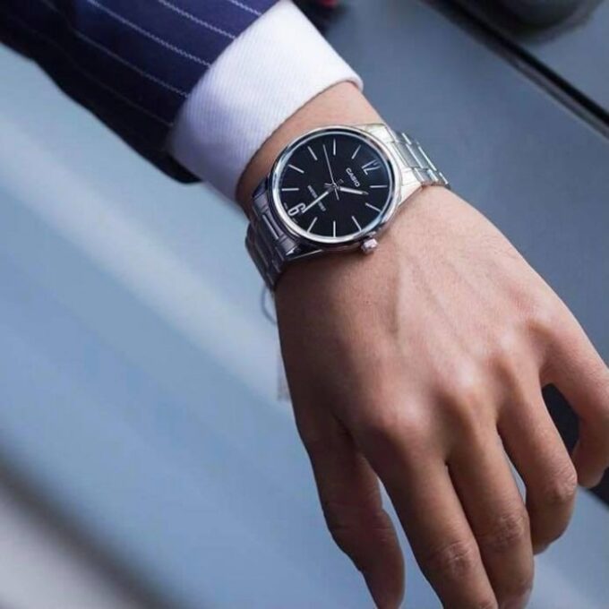 Montre Homme Casio MTP-V005D-1BUDF - Bracelet en Acier Inoxydable - Affichage analogique - Résistant à l'eau