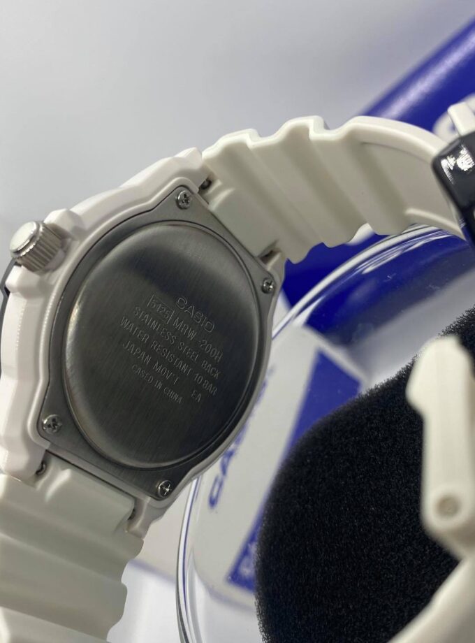 montre casio homme bracelet blanc en resine cadran blanc résistante à l'eau 12 mois de garantie mrw 200hc 7bvdf