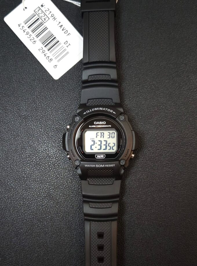 Montre CASIO Homme - Bracelet Noir En Resine - Boitier En Resine - Résistante à l'eau - 12 Mois De Garantie - W-219H-1AVDF