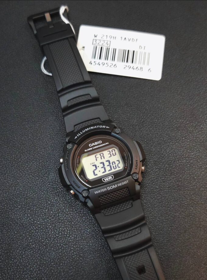 Montre CASIO Homme - Bracelet Noir En Resine - Boitier En Resine - Résistante à l'eau - 12 Mois De Garantie - W-219H-1AVDF