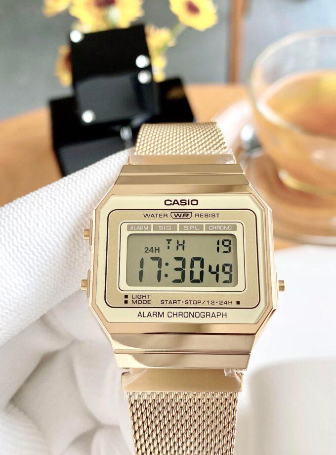 Montre Unisexe Casio – A700WMG-9ADF – Quartz, LED, Chronomètre, Alarme, Résistante à l’eau – Bracelet acier inoxydable – Or – Référence A700WMG-9ADF