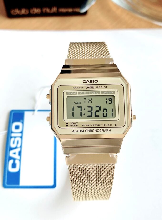 Montre Unisexe Casio – A700WMG-9ADF – Quartz, LED, Chronomètre, Alarme, Résistante à l’eau – Bracelet acier inoxydable – Or – Référence A700WMG-9ADF