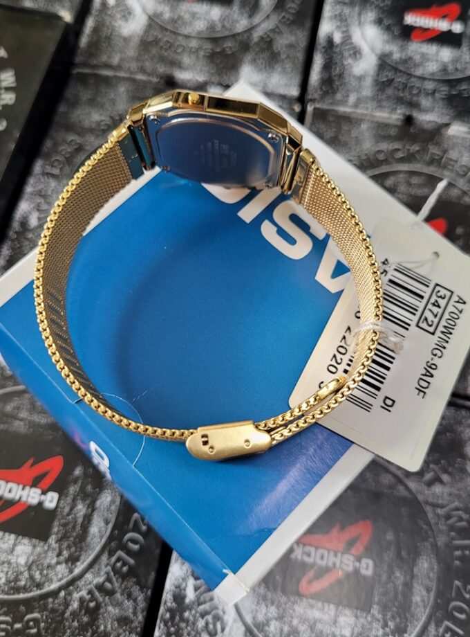 Montre Unisexe Casio – A700WMG-9ADF – Quartz, LED, Chronomètre, Alarme, Résistante à l’eau – Bracelet acier inoxydable – Or – Référence A700WMG-9ADF