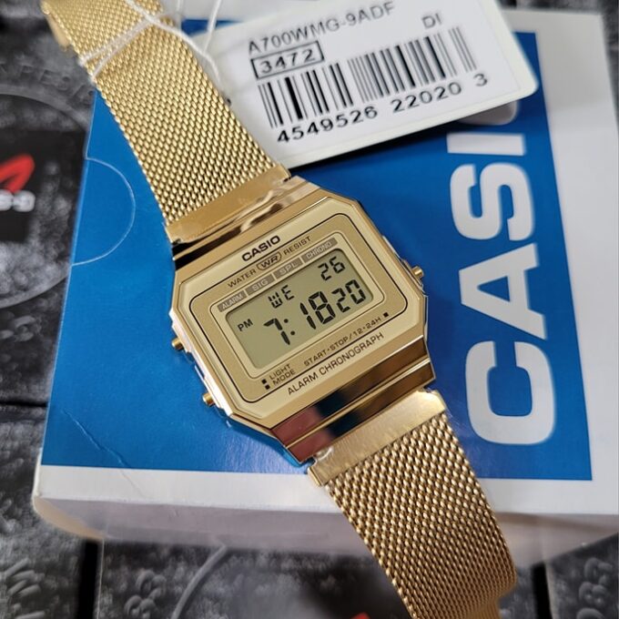 Montre Unisexe Casio – A700WMG-9ADF – Quartz, LED, Chronomètre, Alarme, Résistante à l’eau – Bracelet acier inoxydable – Or – Référence A700WMG-9ADF