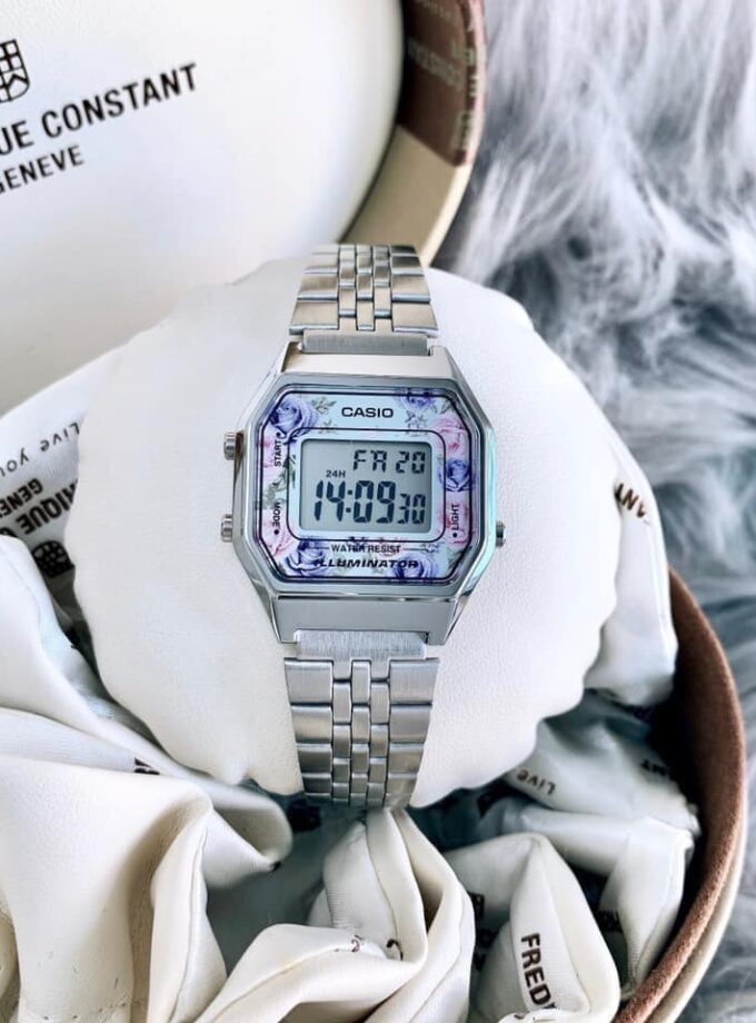 montre casio femme bracelet gris en acier inoxydable cadran gris résistante à l'eau 12 mois de garantie la680wa 2cdf