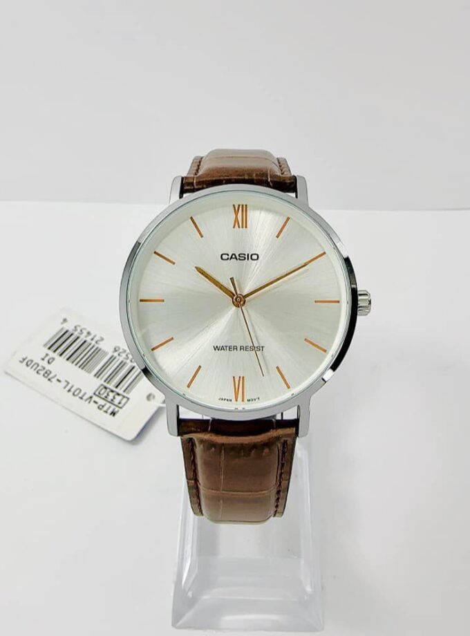 Montre Homme Casio MTP-VT01L-7B2UDF - Analogique, Résistante à leau, Bracelet Cuir Marron, Boîtier 46mm, Autonomie 3 ans