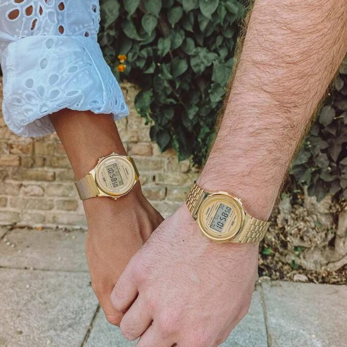 Casio Montre Homme A171WEG-9ADF - Bracelet en Acier Inoxydable - Or