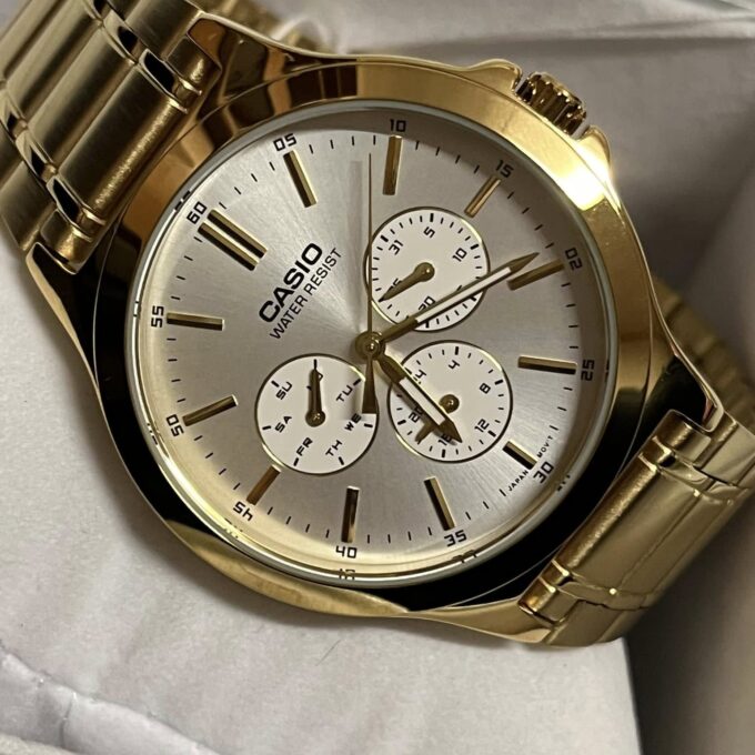 Montre CASIO Homme - Bracelet DoRée En Acier Inoxydable - Cadran Blanc - 12 Mois De Garantie - MTP-V300G-7AUDF