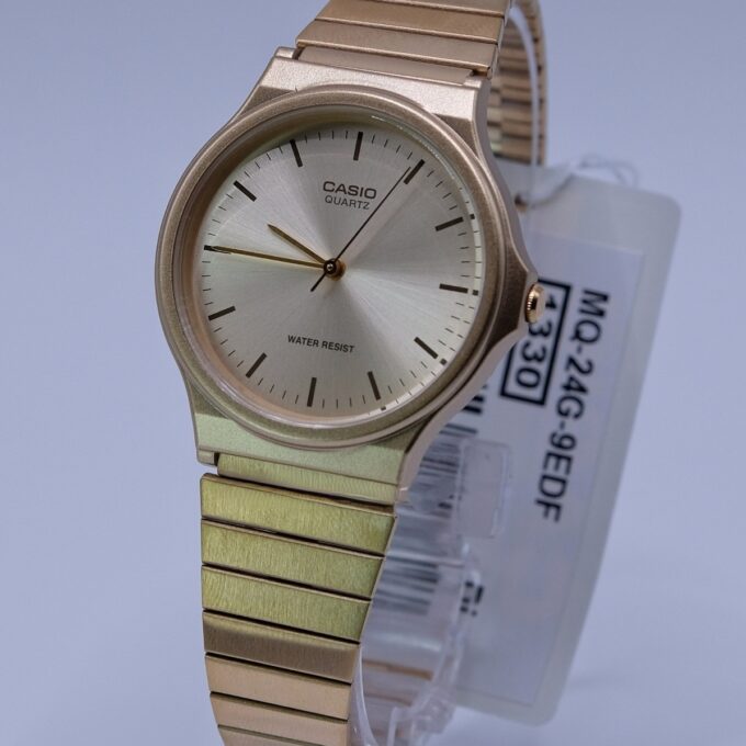 Montre CASIO Unisexe - MQ-24G-9EDF Bracelet Dorée En Résine - Résistante à l'eau - 12 Mois De Garantie