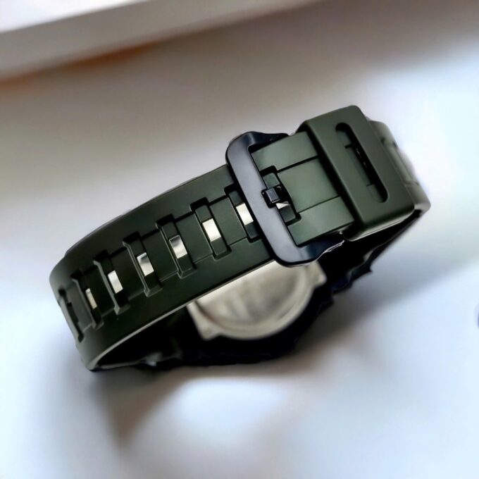 Montre CASIO Jeunesse - AEQ-200W-3AVDF - Bracelet Vert En Resine - Résistante à l'eau - 12 Mois De Garantie