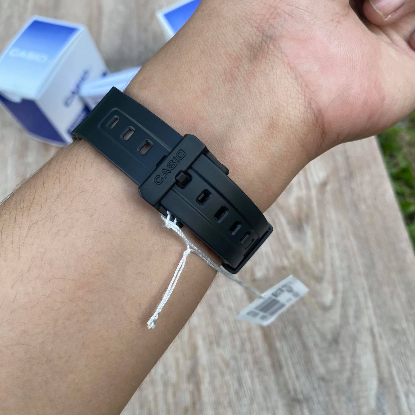 montre-homme-casio-ae-1300wh-1a2vdf-ae-1300wh-1a2vdf