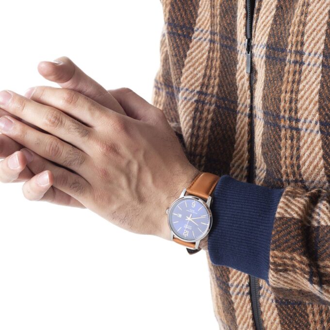 Montre CASIO Homme - MTS-110L-2AVDF - Verre sapphire - Bracelet Marron En Cuir Véritable - Résistante à l'eau - 12 Mois De Garantie