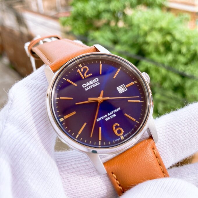 Montre CASIO Homme - MTS-110L-2AVDF - Verre sapphire - Bracelet Marron En Cuir Véritable - Résistante à l'eau - 12 Mois De Garantie