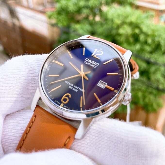 Montre CASIO Homme - MTS-110L-2AVDF - Verre sapphire - Bracelet Marron En Cuir Véritable - Résistante à l'eau - 12 Mois De Garantie