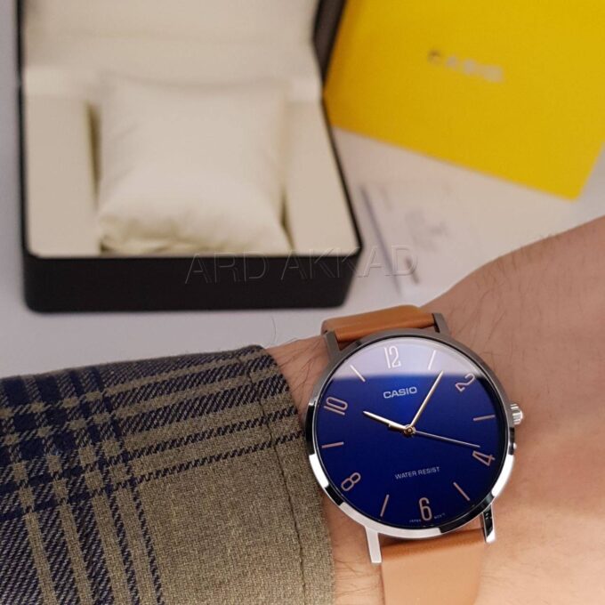 Montre CASIO Homme - MTP-VT01L-2B2UDF - Bracelet Brun En Cuir Véritable - Résistante à l'eau - 12 Mois De Garantie