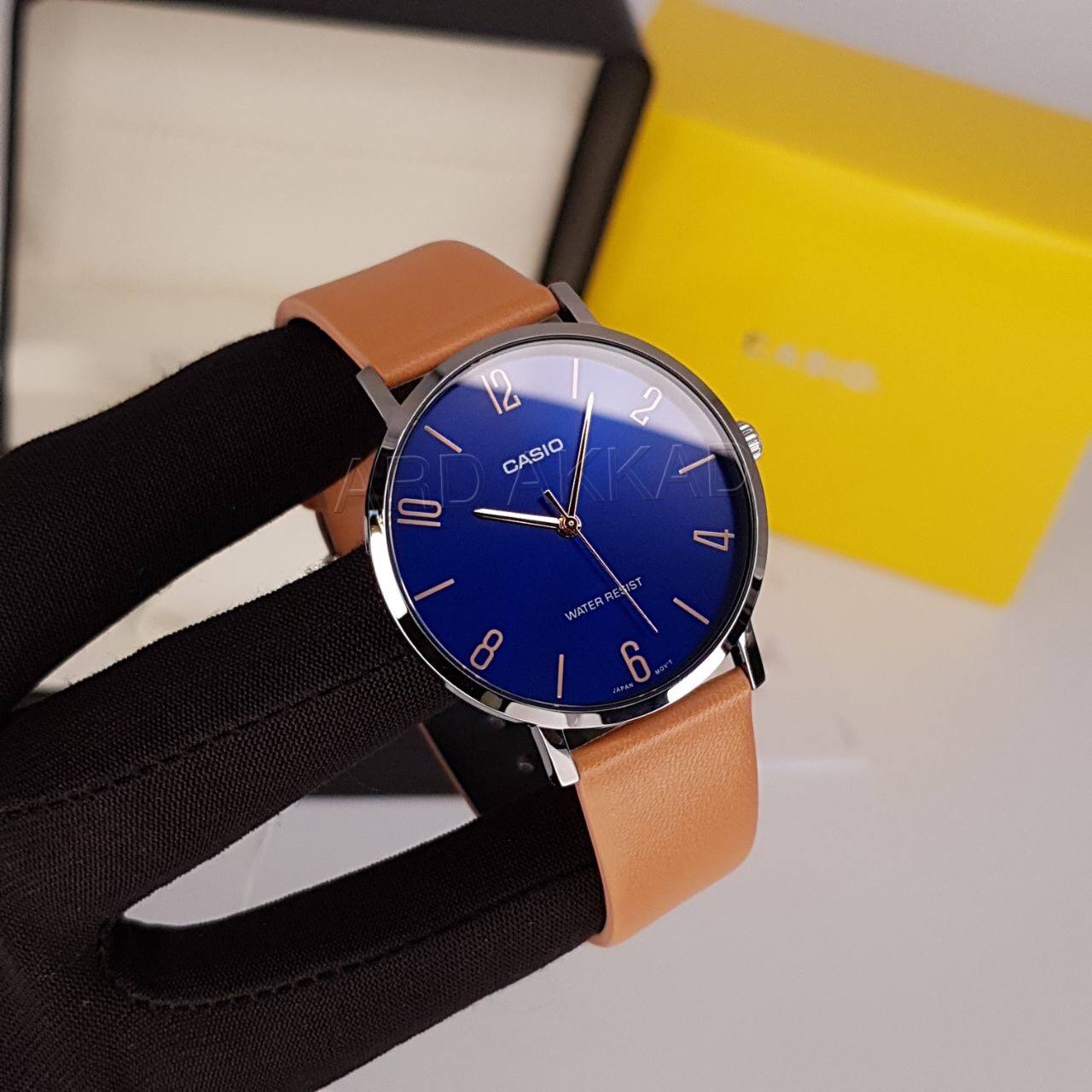 montre-casio-homme-mtp-vt01l-2b2udf-bracelet-brun-en-cuir-veritable-resistante-a-leau-12-mois-de-garantie-mtp-vt01l-2b2udf