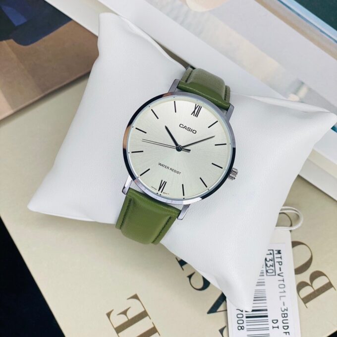 Montre CASIO Homme - MTP-VT01L-3BUDF - Bracelet Vert En Cuir Véritable - Cadran Gris - Résistante à l'eau - 12 Mois De Garantie