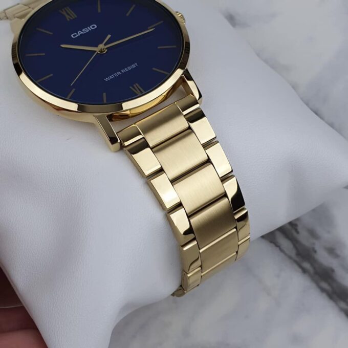 Montre CASIO Homme - MTP-VT01G-2BUDF - Bracelet Dorée En Acier Inoxydable - Résistante à l'eau - 12 Mois De Garantie