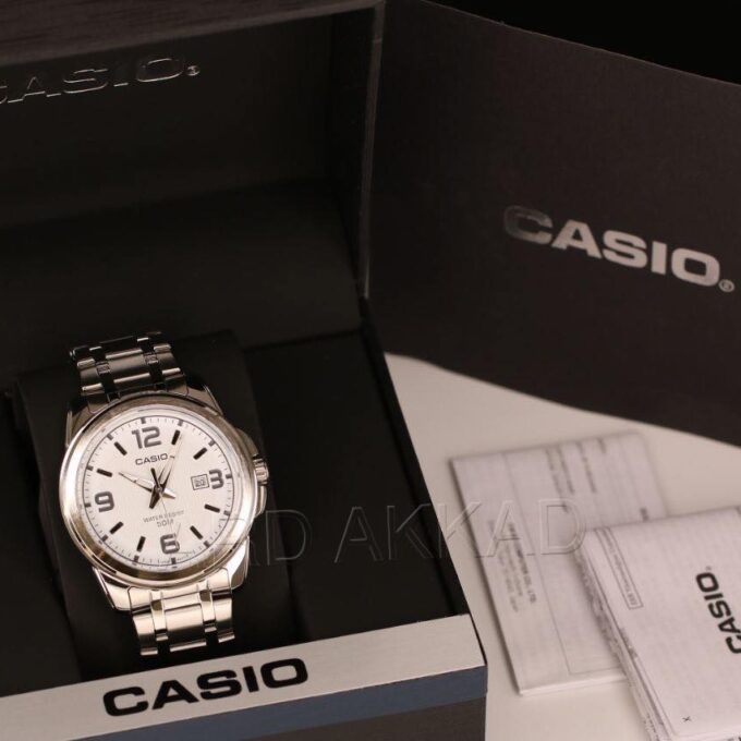 Montre CASIO Homme - MTP-1314D-7AVDF - Bracelet Gris En Acier Inoxydable - Cadran Blanc - 12 Mois De Garantie
