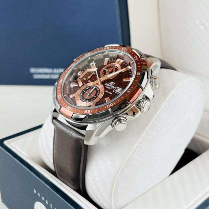 Montre CASIO Homme - EFR-539L-5AVUDF - Bracelet Marron En Cuir Véritable - Cadran Marron - 12 Mois De Garantie