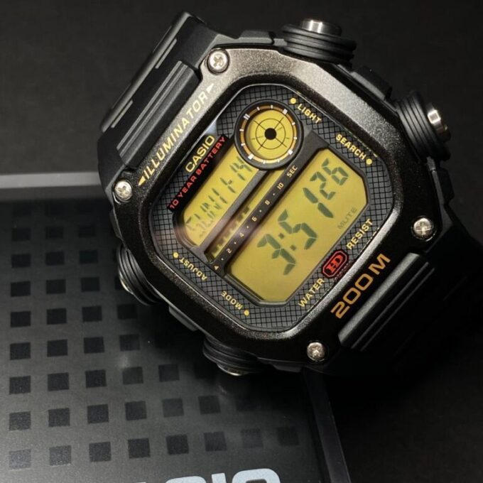 Montre CASIO Homme - DW-291H-9AVDF - Bracelet Noir En Résine - Résistante à l'eau - 12 Mois De Garantie