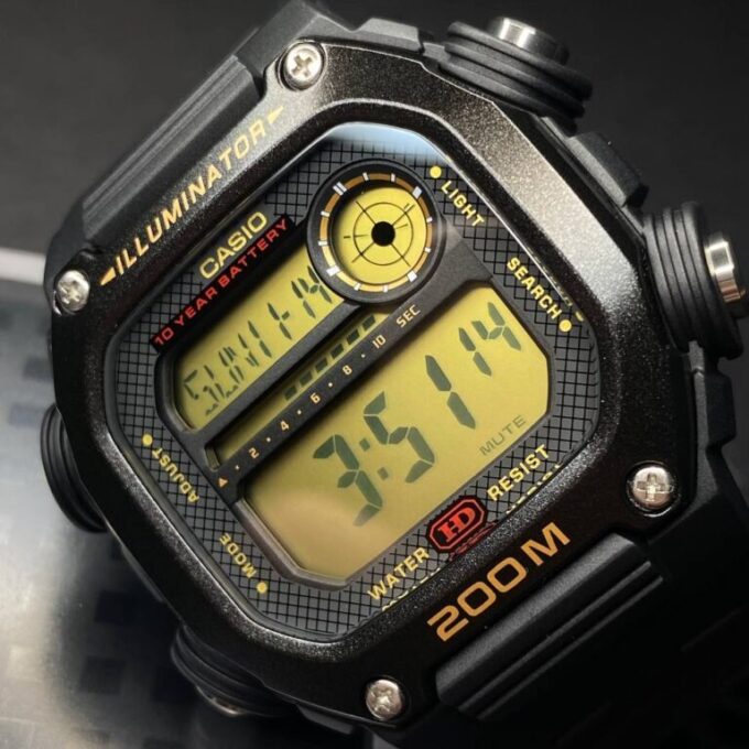 Montre CASIO Homme - DW-291H-9AVDF - Bracelet Noir En Résine - Résistante à l'eau - 12 Mois De Garantie