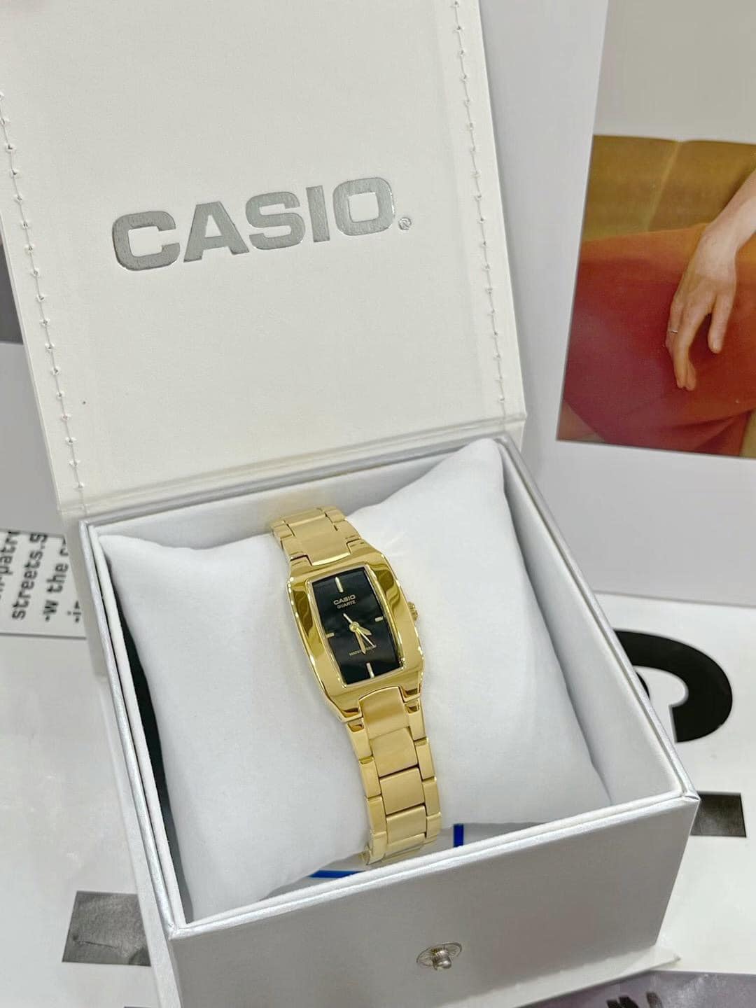 montre-casio-femme-ltp-1165n-1crdf-bracelet-doree-en-acier-inoxydable-resistante-a-leau-12-mois-de-garantie-ltp-1165n-1crdf