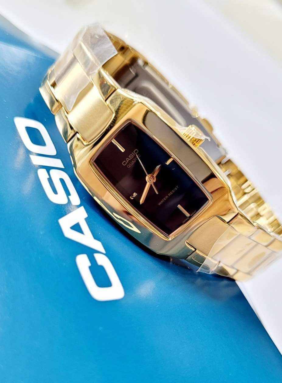 montre-casio-femme-ltp-1165n-1crdf-bracelet-doree-en-acier-inoxydable-resistante-a-leau-12-mois-de-garantie-ltp-1165n-1crdf