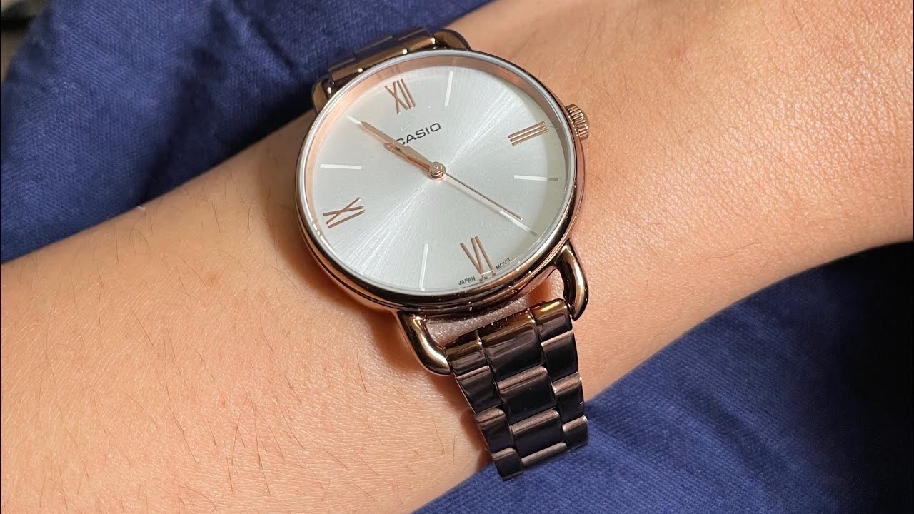 montre-casio-femme-ltp-e414r-7adf-bracelet-dore-en-acier-inoxydable-cadran-blanc-12-mois-de-garantie-ltp-e414r-7adf