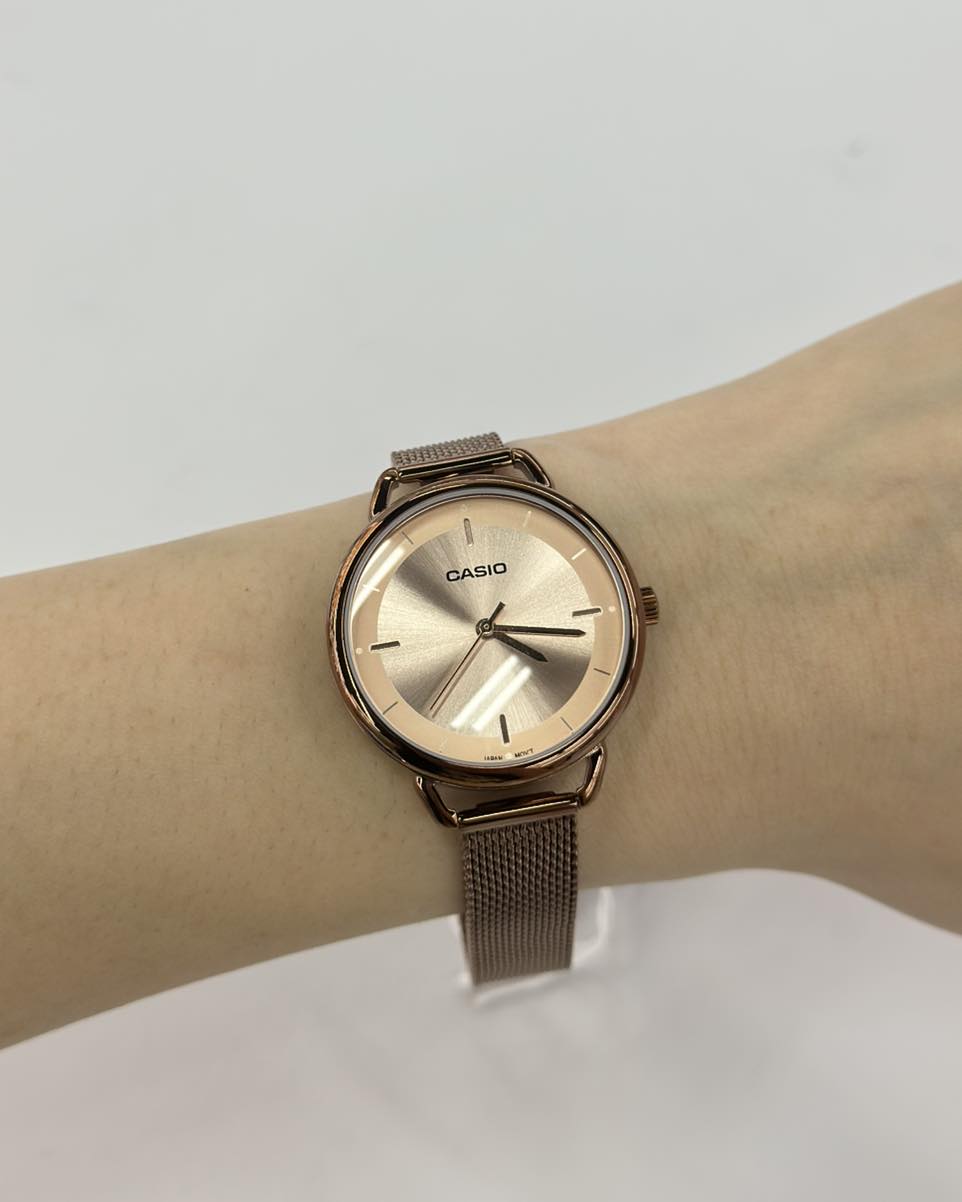 montre-femme-casio-ltp-e413mr-9adf-bracelet-en-acier-inoxydable-dore-resistant-a-leau-ltp-e413mr-9adf