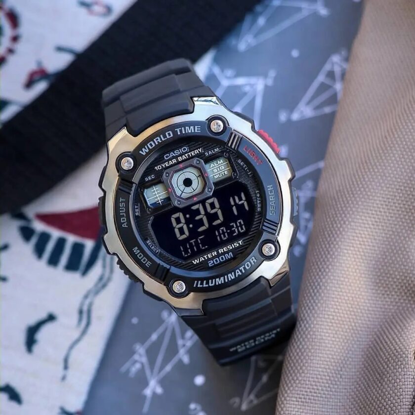 montre casio jeunesse bracelet noir en résine boitier en resine résistante à l'eau 12 mois de garantie ae 2000w 1avdf