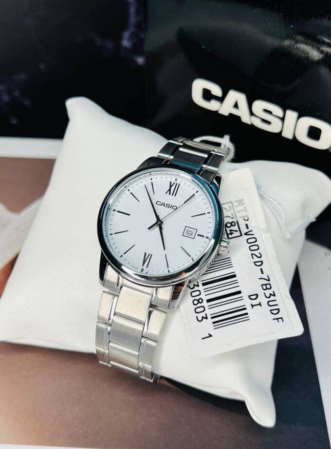 Montre Homme Casio Quartz MTP-V002D-7B3UDF - Acier inoxydable, Date, Résistante à l’eau, Affichage analogique - Bracelet argent - Montre Classique - Japon