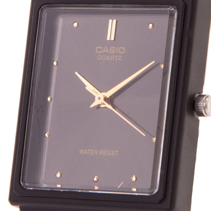 Montre CASIO Unisexe - Bracelet Noir En Resine - Boitier En Resine - Résistante à l'eau - 12 Mois De Garantie - MQ-38-1ADF