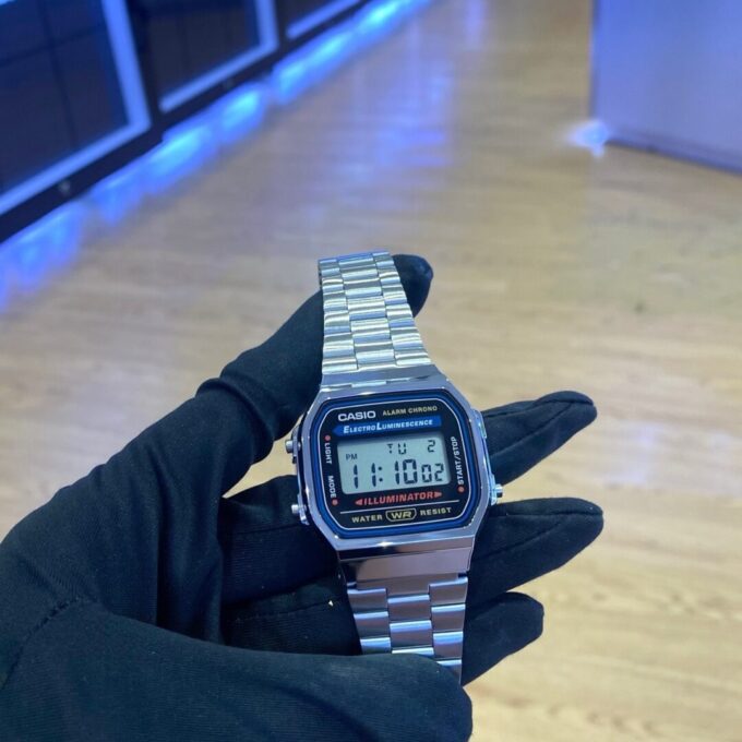 Montre Casio Vintage Unisexe - A158WA-1DF Bracelet Gris En Acier Inoxydable -Résistante à l'eau - 12 Mois De Garantie