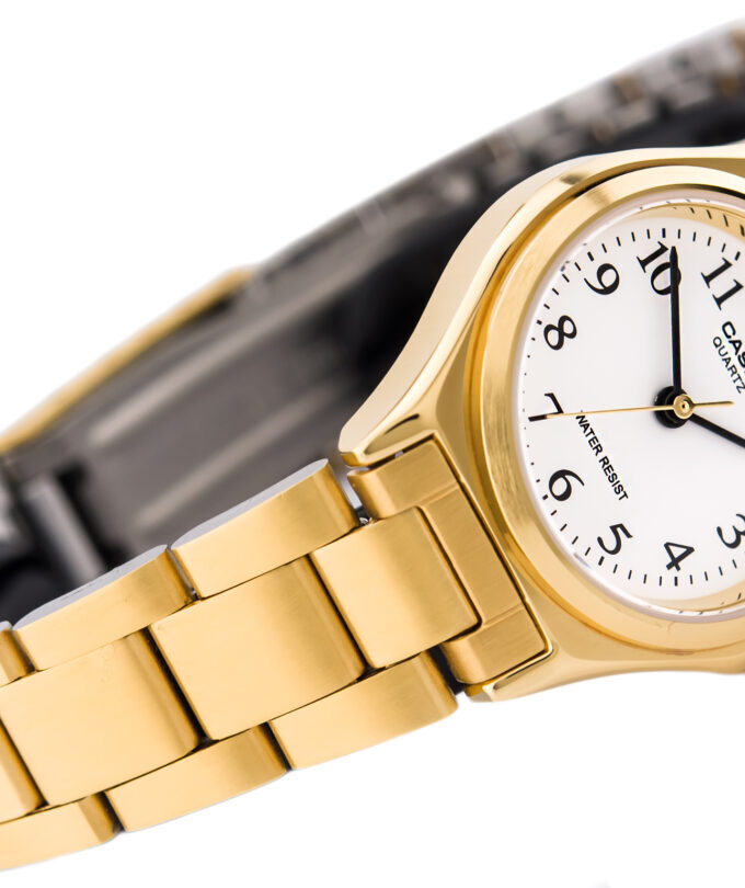 Montre CASIO Femme - Bracelet DoRée En Acier Inoxydable - Cadran Blanc - 12 Mois De Garantie - LTP-1130N-7BRDF