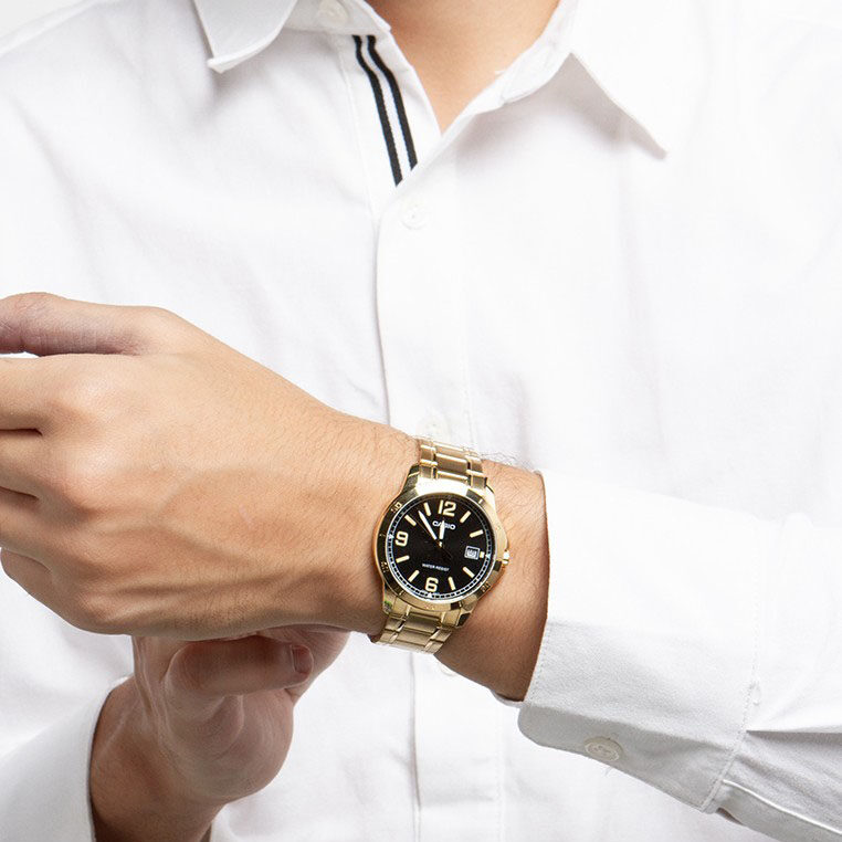 aiwatch_MTP-V004G-1BUDF - Montre CASIO Homme - Bracelet Dorée En Acier Inoxydable - Résistante à l'eau - 12 Mois De Garantie - MTP-V004G-1BUDF