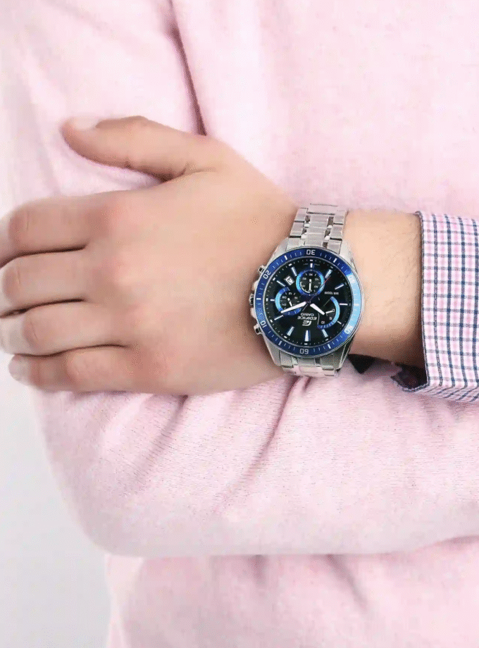 Montre Homme Casio Edifice - EFR-552D-1A2VUDF - Bracelet en acier inoxydable - Résistant à l'eau