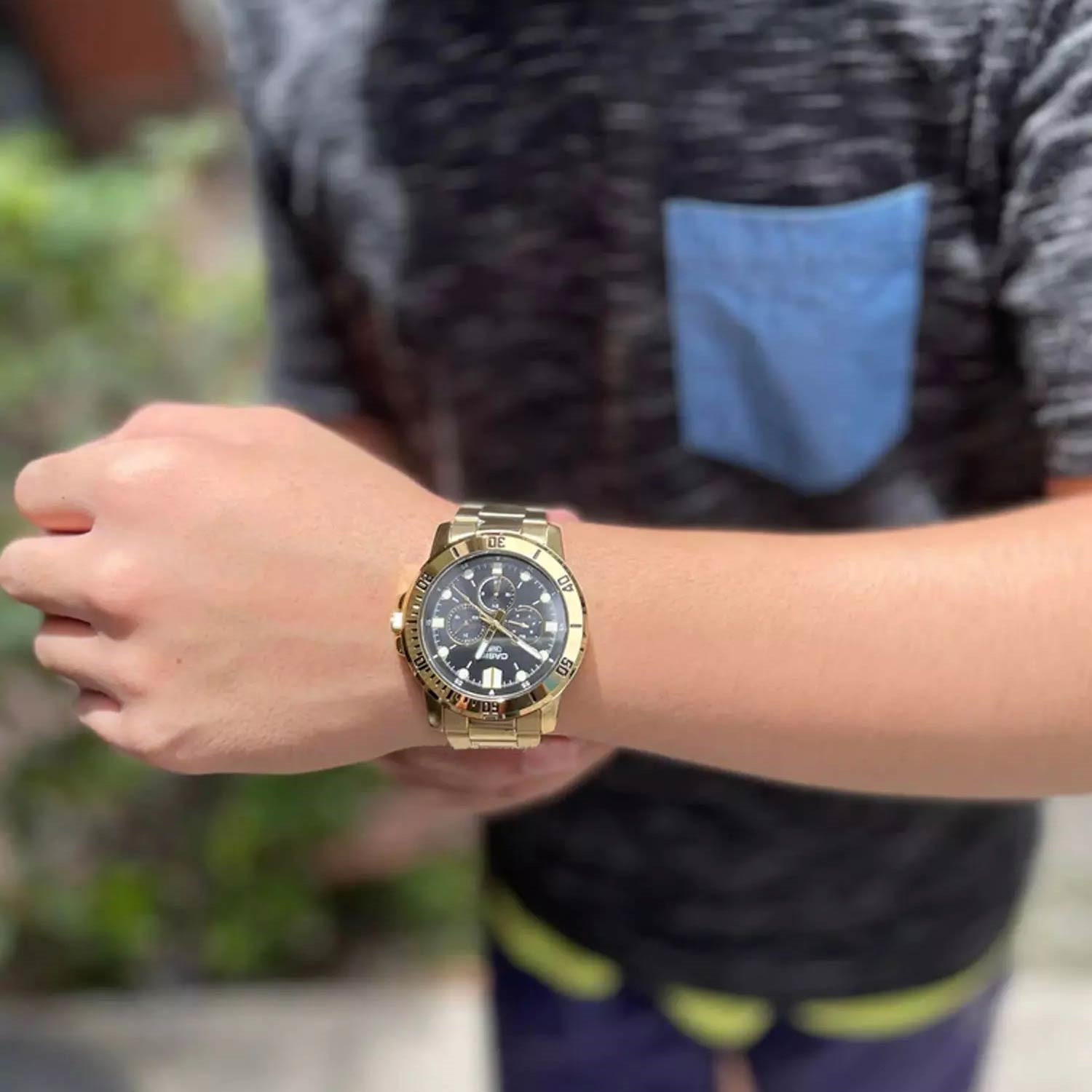 Montre CASIO Homme - MTP-VD300G-1EUDF - Bracelet Doré En Acier Inoxydable - Résistante à l'eau - 12 Mois De Garantie – Image 3