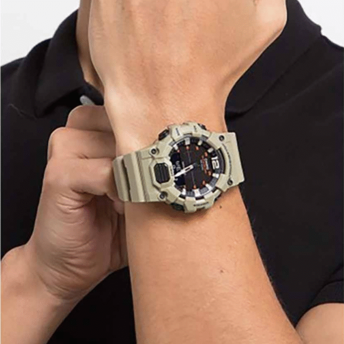 Montre CASIO Homme - Bracelet Brun En Resine - HDC-700-3A3VDF - Résistante à l'eau - 12 Mois De Garantie