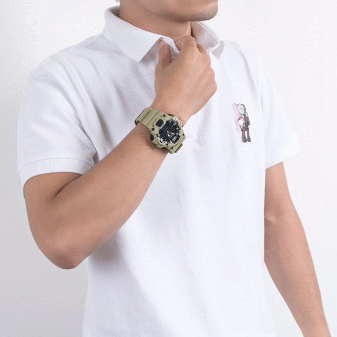 Montre CASIO Homme - Bracelet Brun En Resine - HDC-700-3A3VDF - Résistante à l'eau - 12 Mois De Garantie