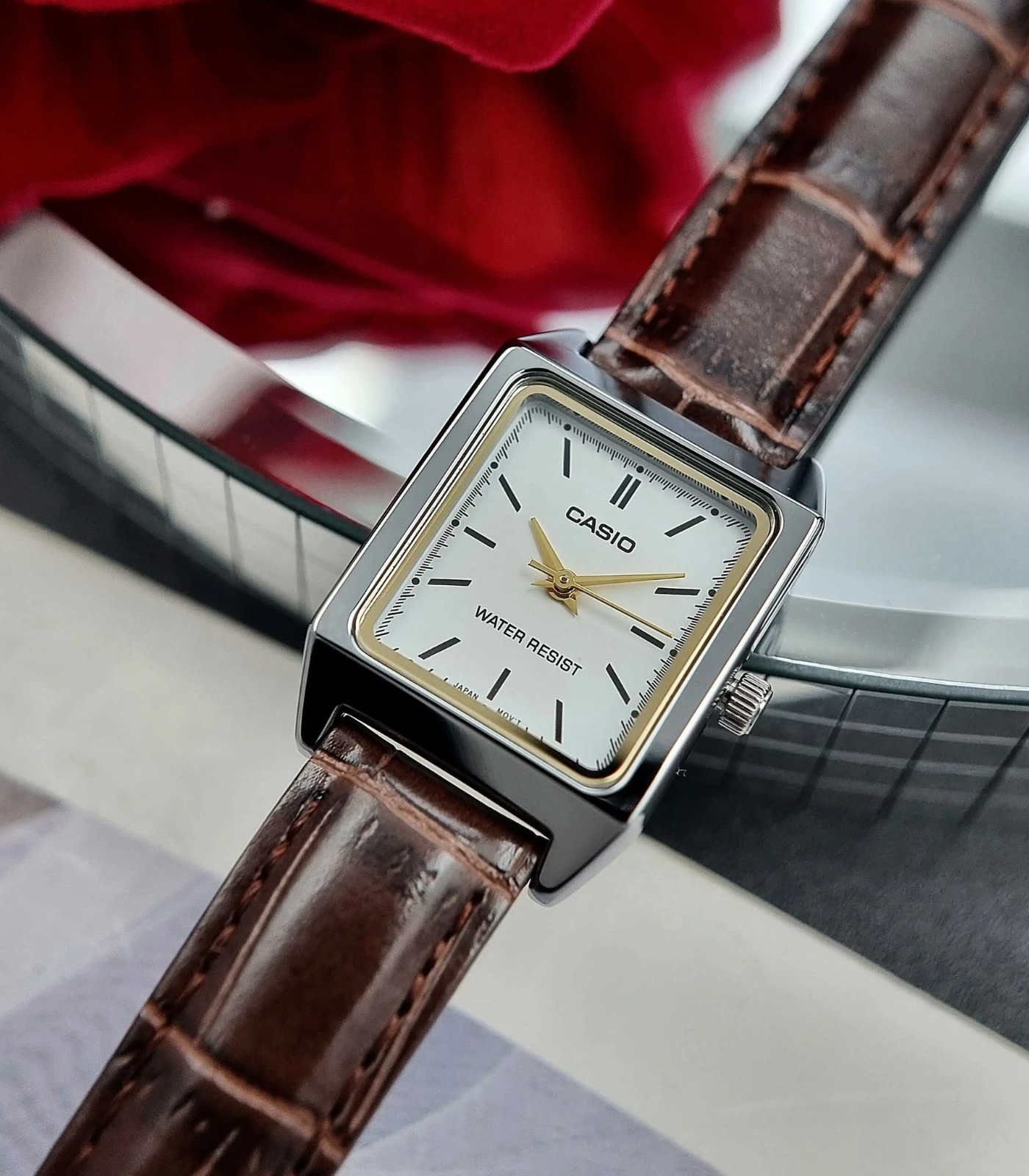 Montre CASIO Femme - LTP-V007L-7E2UDF - Bracelet Marron En Cuir Véritable - Cadran Blanc - 12 Mois De Garantie – Image 2