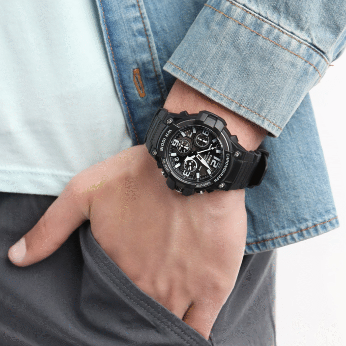 Montre Homme Casio - MCW-100H-1A3VDF - Bracelet en Résine noir - Affichage analogique - Résistant à l'eau