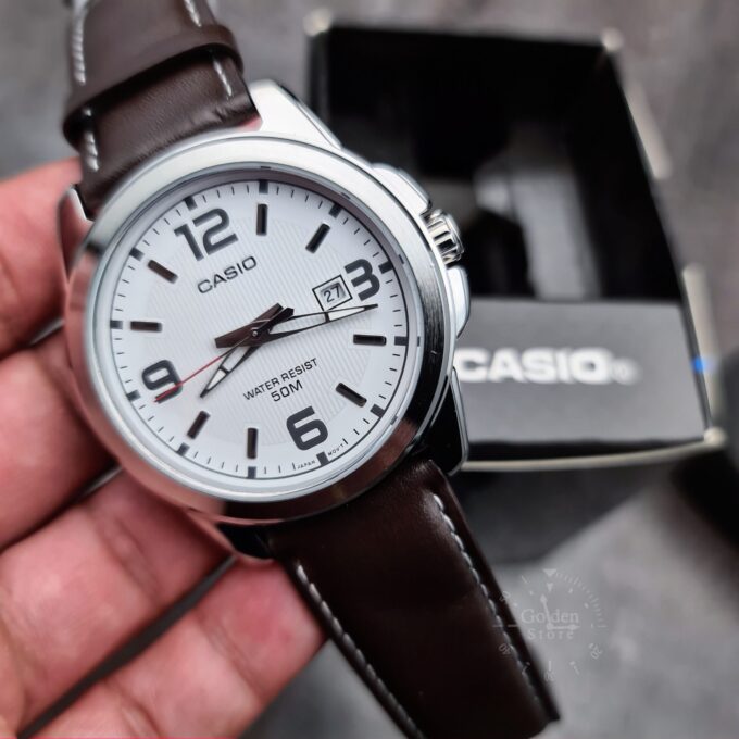 Montre Homme Casio - MTP-1314L-7AVDF - Bracelet en cuir marron - Affichage analogique - Résistant à l'eau