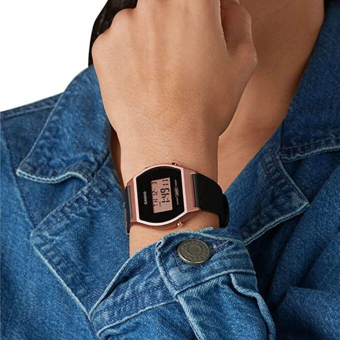 Montre Femme Casio LW-204-1ADF - Bracelet en résine noir - Affichage numérique