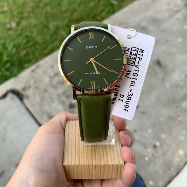 Montre CASIO Homme - MTP-VT01GL-3BUDF - Bracelet Vert En Cuir Véritable - Cadran Vert - 12 Mois De Garantie