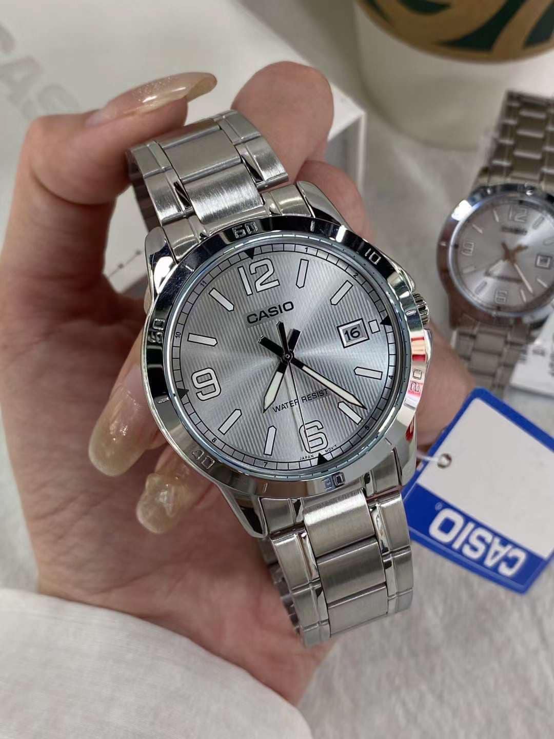montre bracelet homme casio collection mtp v004d 7b2udf bracelet gris en acier inoxydable résistante à l'eau
