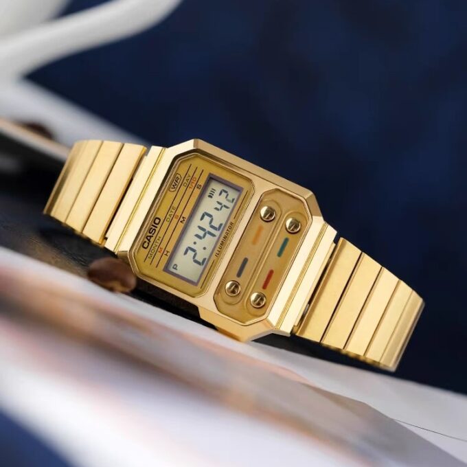 Montre-Bracelet Jeunesse- Casio A100WEG-9ADF - Bracelet Dorée en Acier Inoxydable