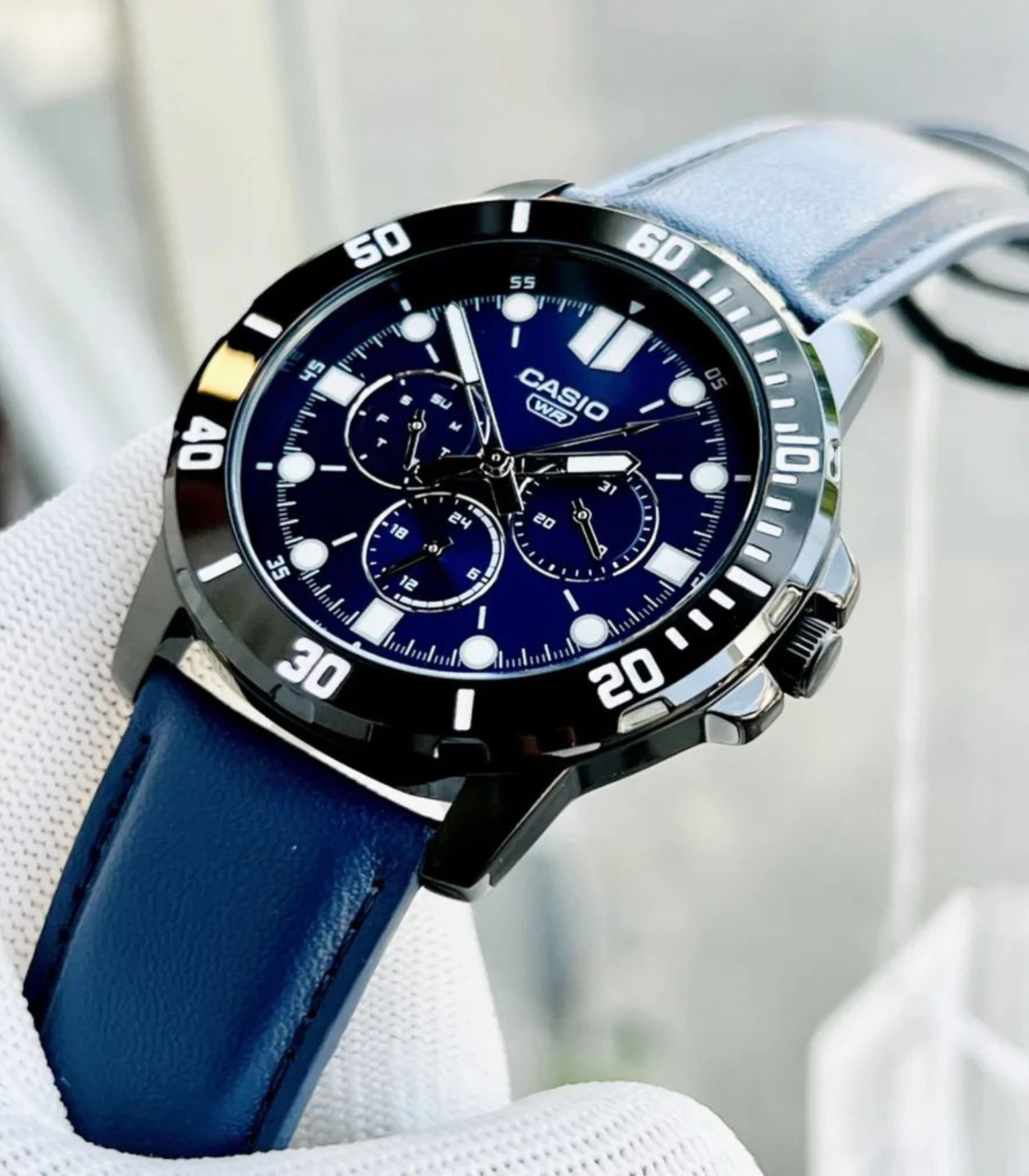 Montre Homme Casio Collection - MTP-VD300BL-2EUDF - Bracelet Bleu En Cuir - Résistance à l'eau 30 M – Image 3